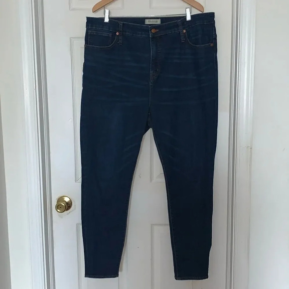 Madewell Curvy High Rise Skinny Jeans - Picture 2 of 7